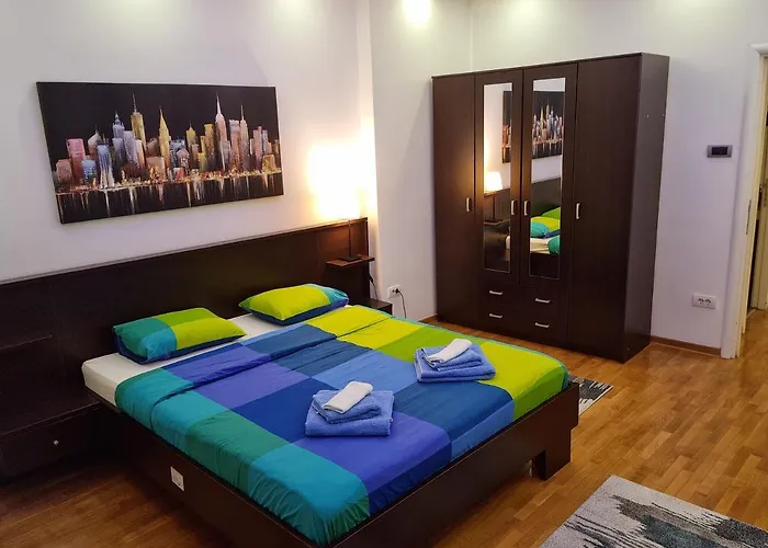 De Luxe Republic Square Apartment Of 100Sqm