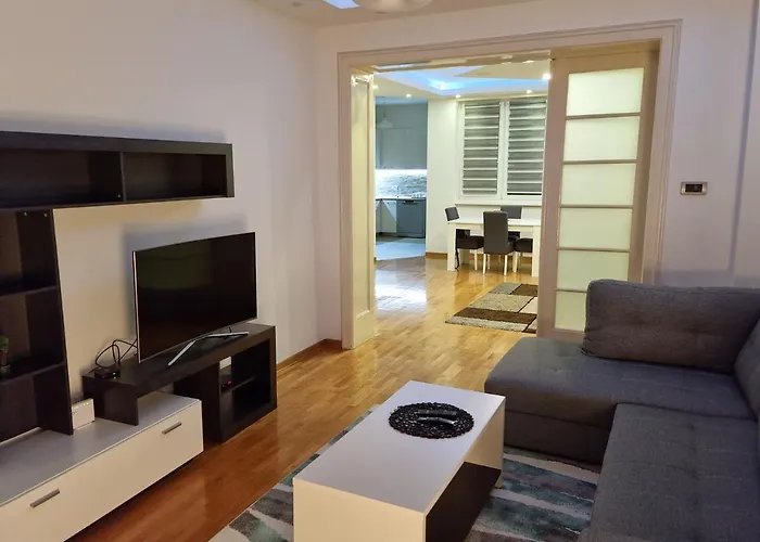 De Luxe Republic Square Apartment Of 100Sqm
